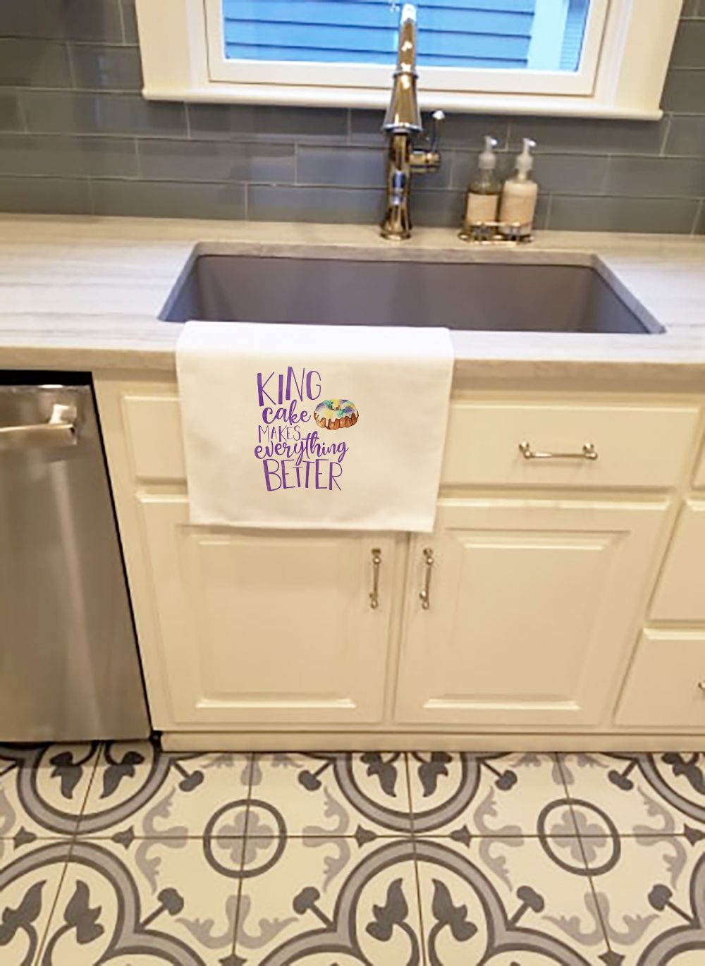 NEW King Cake Makes Mardi Gras Kitchen Towel Set of 2 White Dish Towels Decorative Bathroom Hand towel for Hand, Face, Hair, Yoga, Tea, Dishcloth, 19 X 28", White