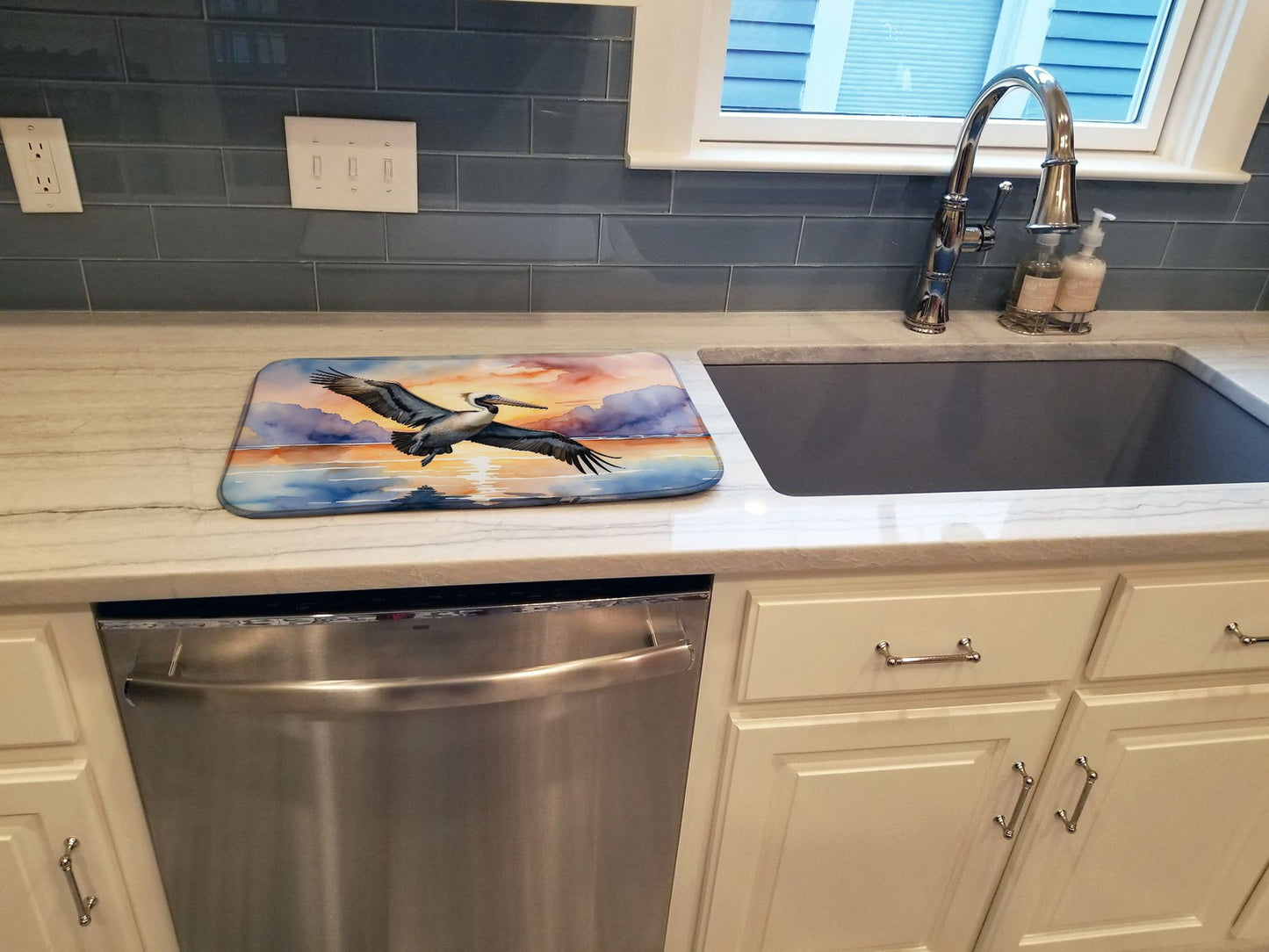 Pelican Fyling at Sunrise Dish Drying Mat Absorbent Dish Drying Mat Pad for Kitchen Counter Dish Drainer Mat for Countertop, 14 x 21", Multicolor