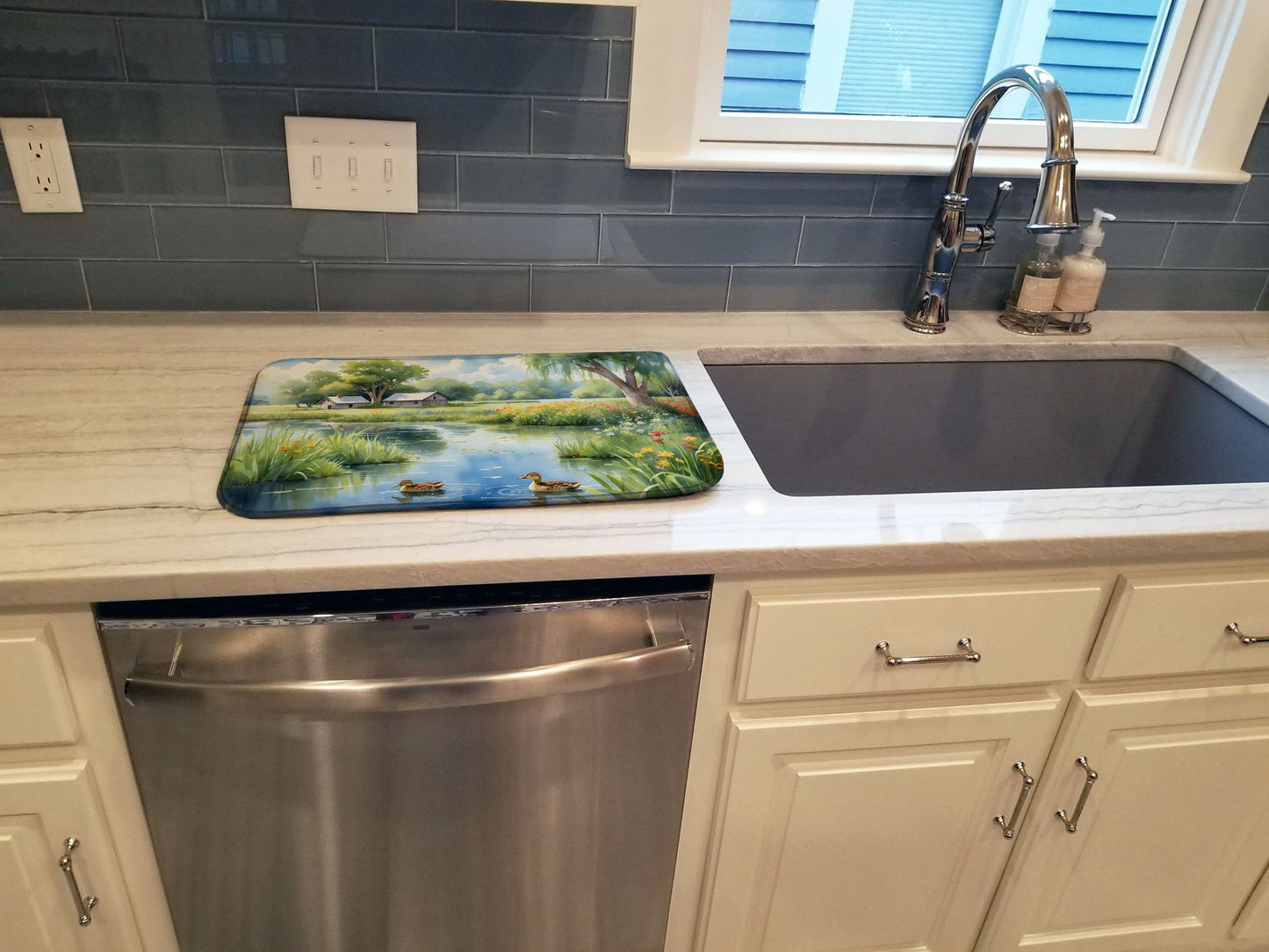 Mother Duck Dish Drying Mat Absorbent Dish Drying Mat Pad for Kitchen Counter Dish Drainer Mat for Countertop, 14 x 21", Multicolor