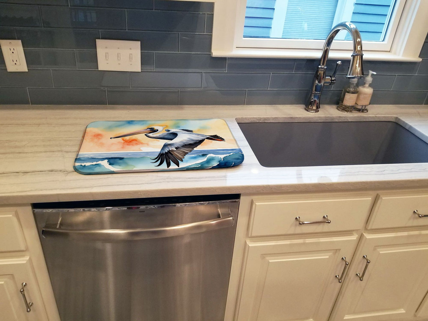 Pelican Soaring Dish Drying Mat Absorbent Dish Drying Mat Pad for Kitchen Counter Dish Drainer Mat for Countertop, 14 x 21", Multicolor