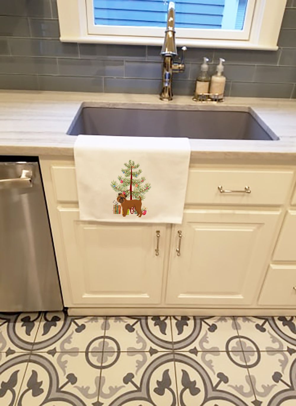 NEW Brussels Griffon Christmas Tree Kitchen Towel Set of 2 White Dish Towels Decorative Bathroom Hand towel for Hand, Face, Hair, Yoga, Tea, Dishcloth, 19 X 28", White