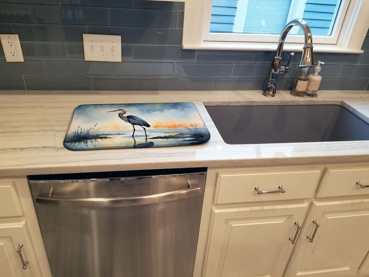 Blue Heron Barely Lit Sky Dish Drying Mat Absorbent Dish Drying Mat Pad for Kitchen Counter Dish Drainer Mat for Countertop, 14 x 21", Multicolor