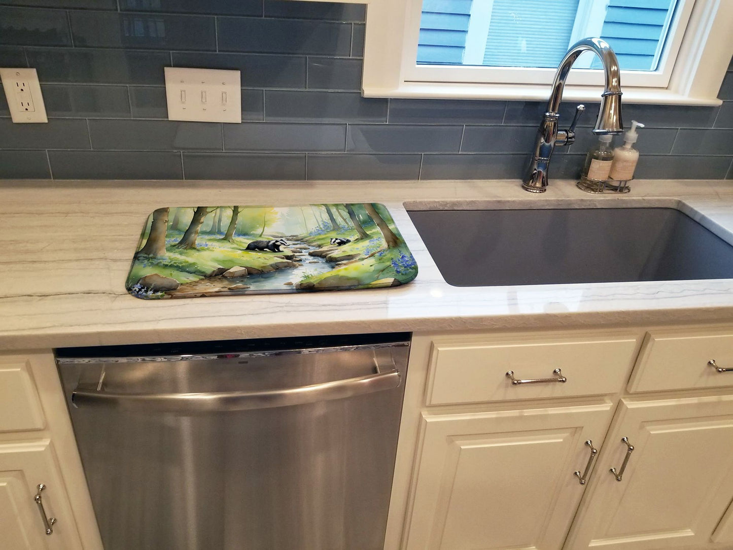 Woodland Spring Badgers Dish Drying Mat Absorbent Dish Drying Mat Pad for Kitchen Counter Dish Drainer Mat for Countertop, 14 x 21", Multicolor